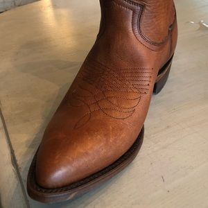 Frye Billy Short Bootie Cognac 9M